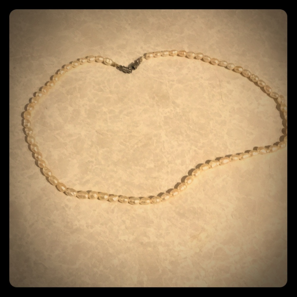 Freshwater Pearl Necklace 16”